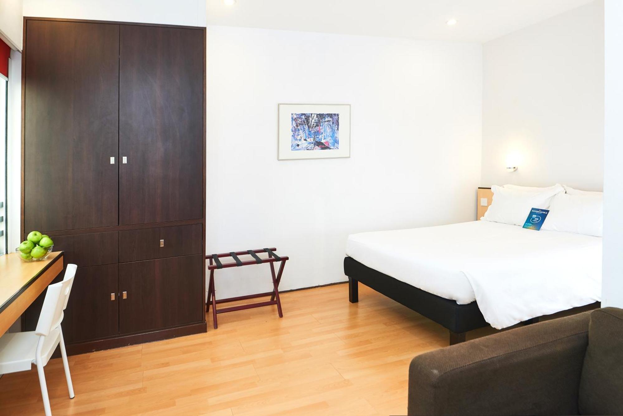 Ibis Hong Kong North Point Hotel Eksteriør billede